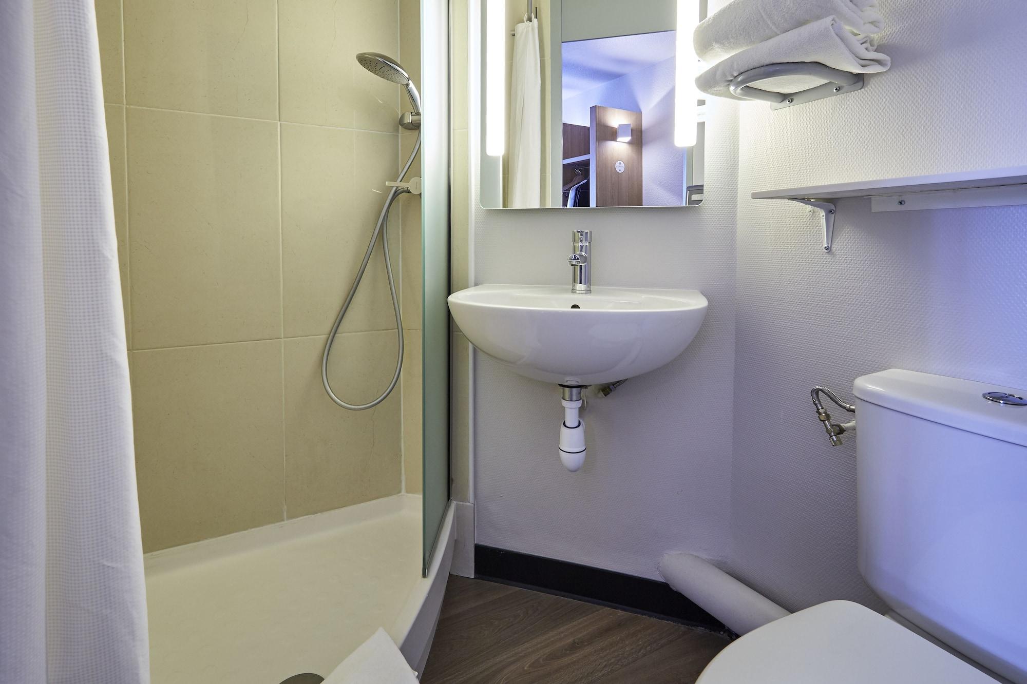 B&B Hotel Villeneuve Loubet Plage Ngoại thất bức ảnh