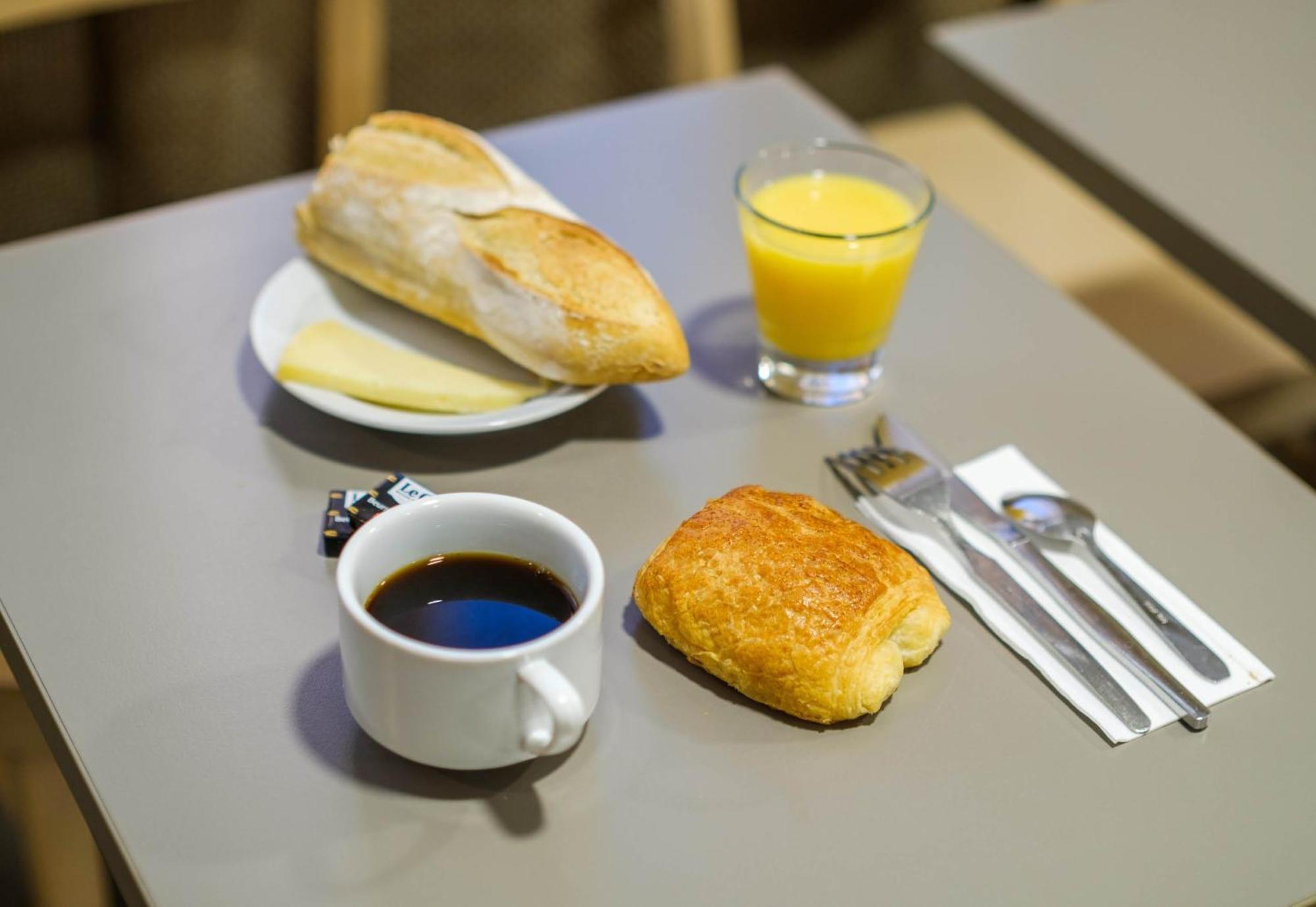 B&B Hotel Villeneuve Loubet Plage Ngoại thất bức ảnh